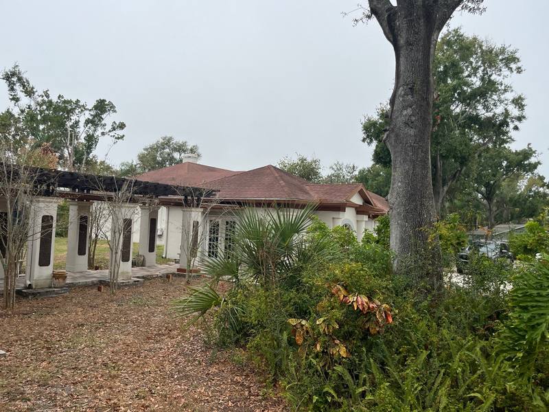 residential roof replacement by Hloska Roofing in Tampa