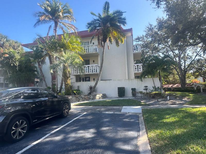 roof replacement in Clearwater, Florida