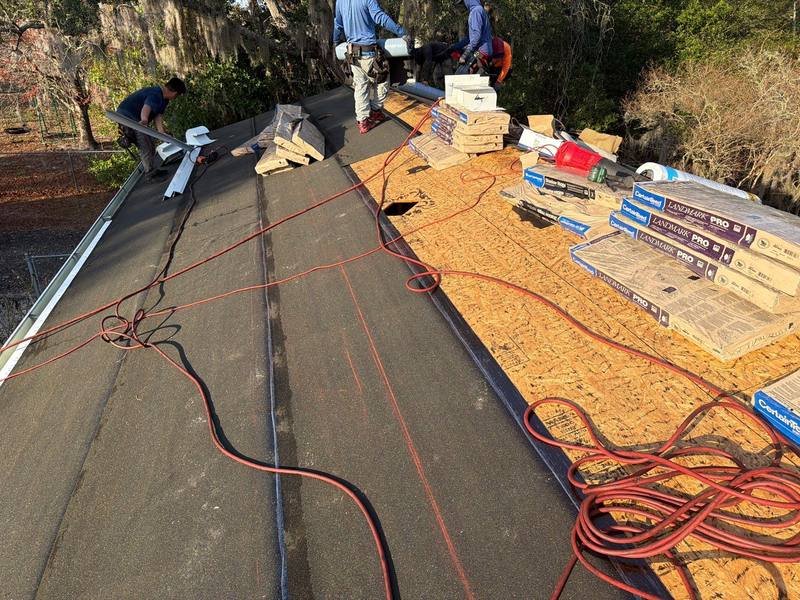completed roofing project in Weeki Wachee FL