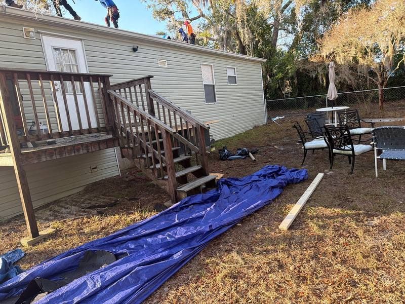 residential shingle roof replacement by Hloska Roofing in Weeki Wachee