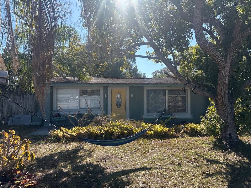 residential shingle roof replacement by Hloska Roofing in Tampa