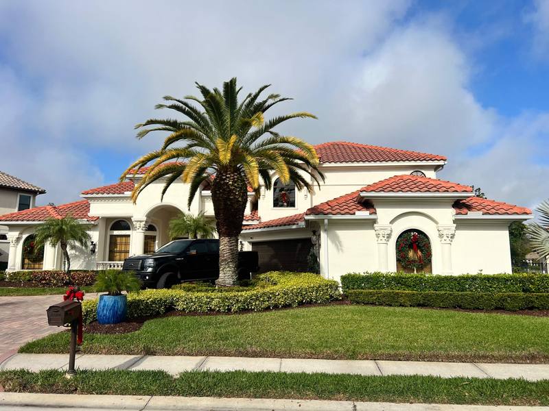 roof replacement in Trinity, Florida