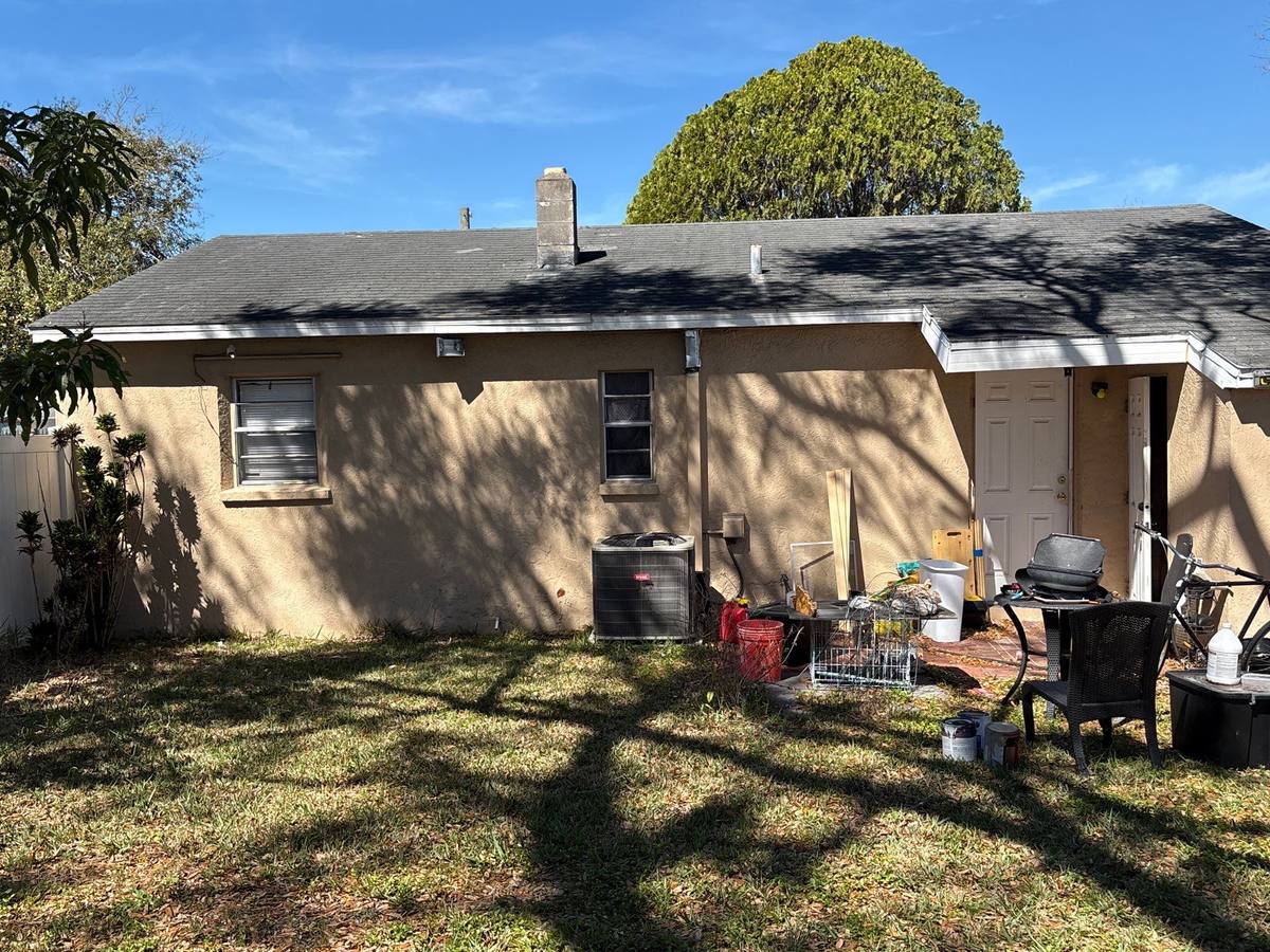 shingle roof replacement in Tampa, Florida