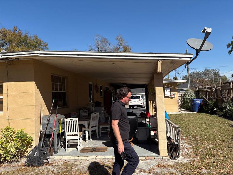 shingle roof replacement in Tampa, Florida