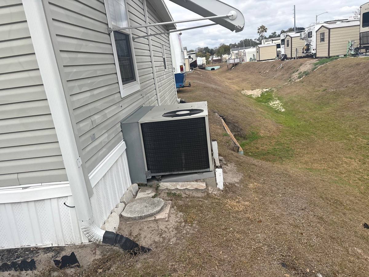 shingle roof replacement in Zephyrhills, Florida