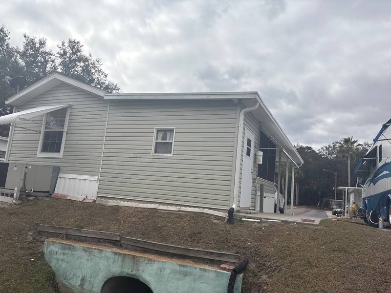 completed roofing project in Zephyrhills FL