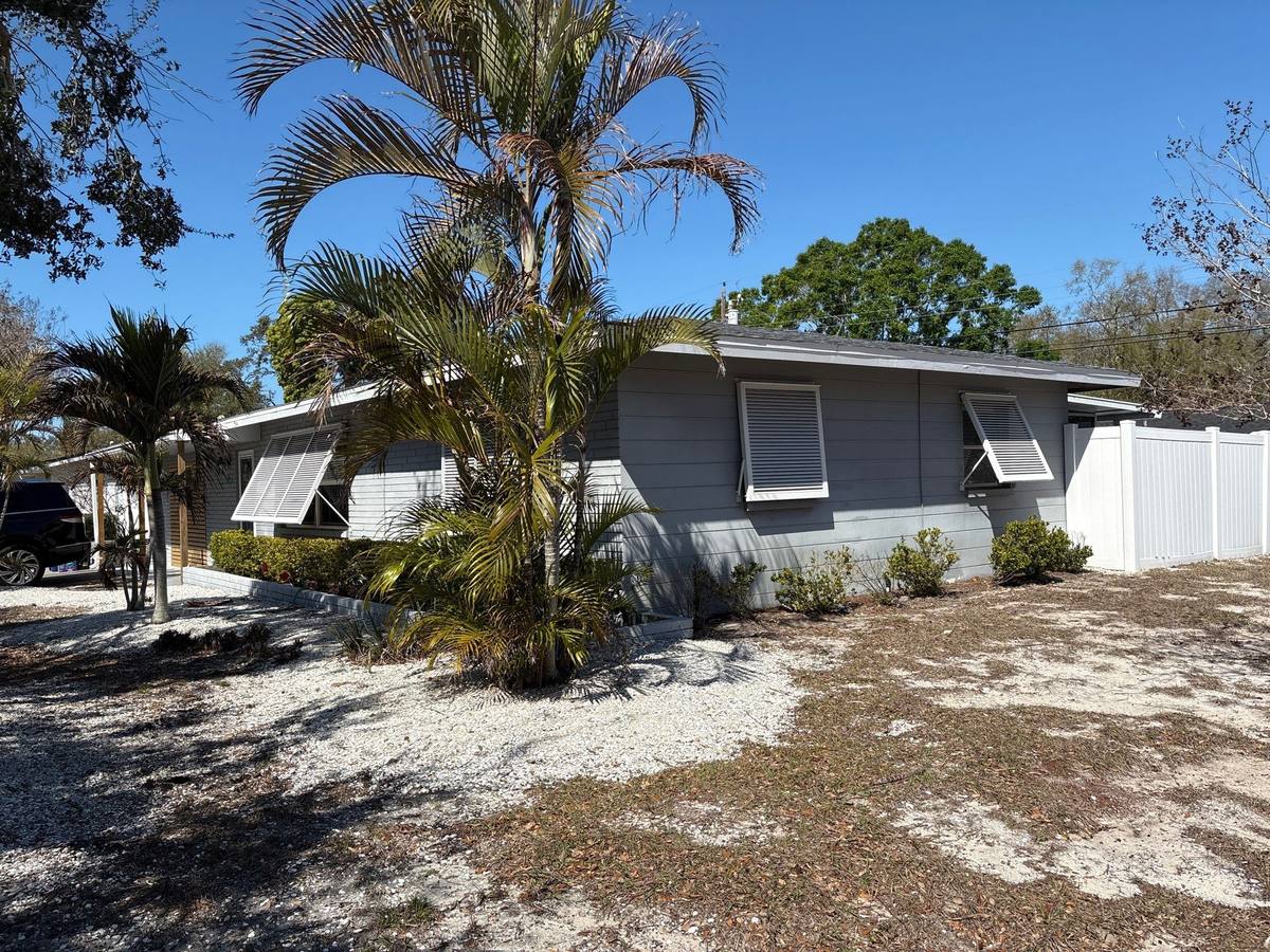 shingle roof replacement in Seminole, Florida
