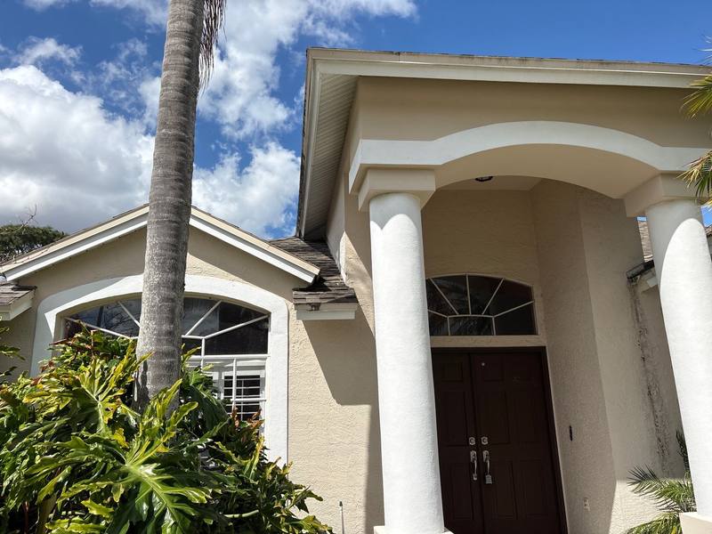 residential roof replacement by Hloska Roofing in Tampa