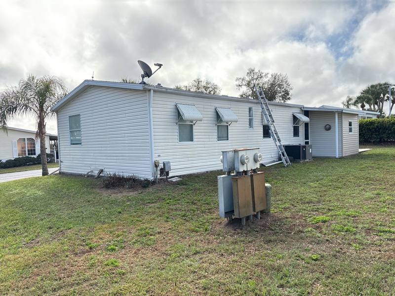 residential shingle roof replacement by Hloska Roofing in Dade City